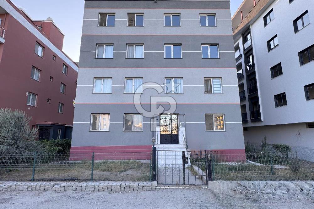 Seyrek 85.Yıl Cumhuriyet Mahallesinde Eşyalık Kiralık 2+1 Daire