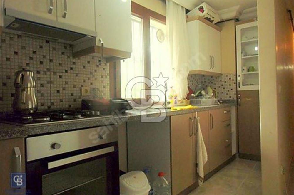 Girne mah. OPET civarı 8 yıllık kapalı mutfak 1+1 eşyalı iskanlı