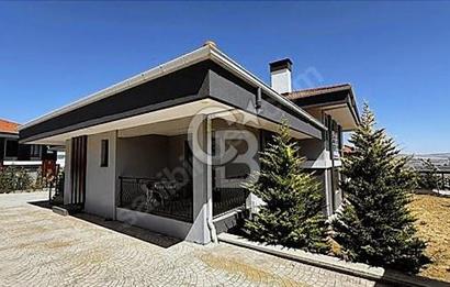 FENERBEY VİLLALARINDA 1500 m2 ARSA ÜZERİNDE NATAMAM VİLLA