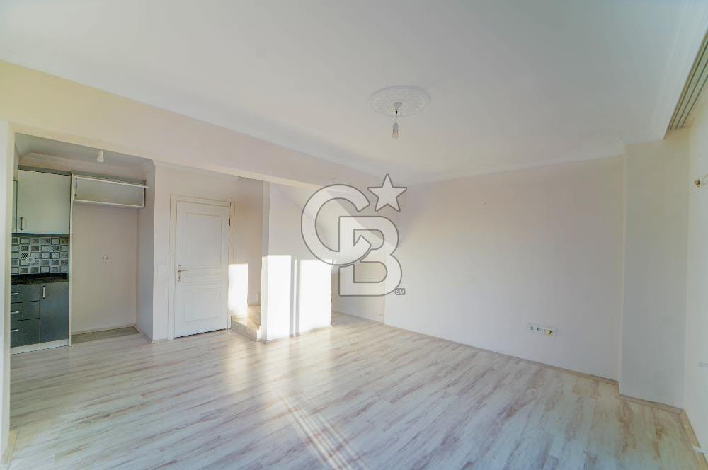 Karapınar'da 2+1 Çatı Dublex Manzaralı Kiralık Daire
