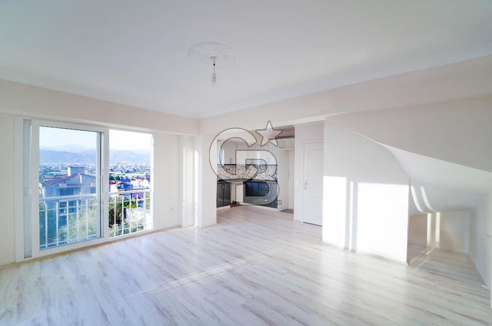 Karapınar'da 2+1 Çatı Dublex Manzaralı Kiralık Daire