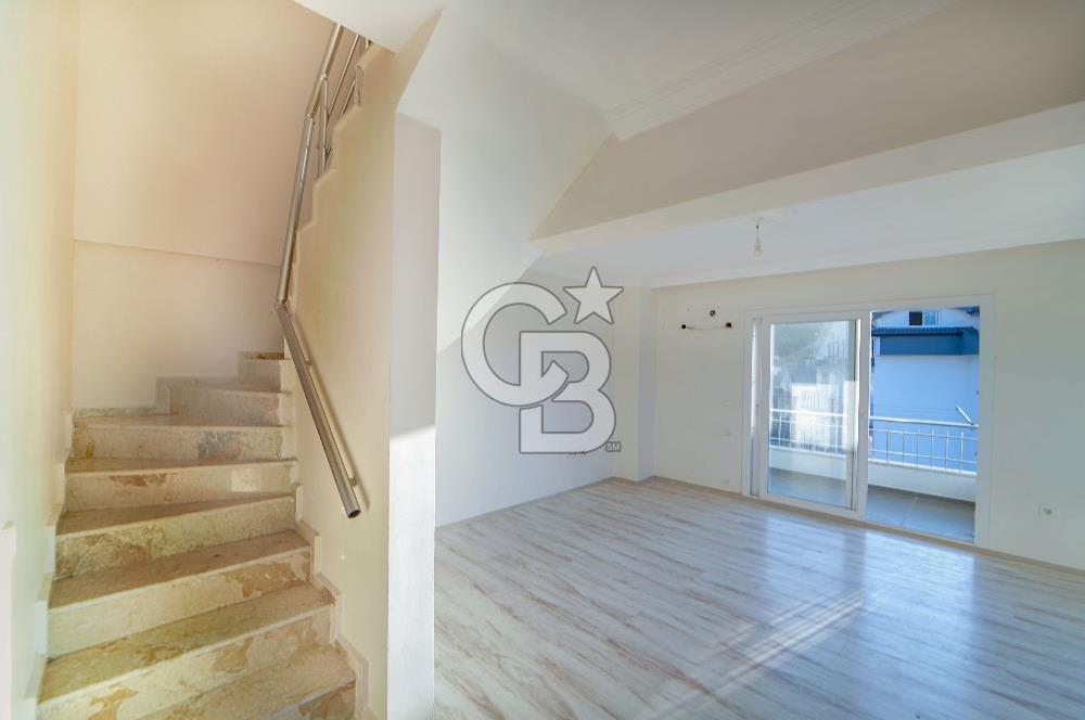 Karapınar'da 2+1 Çatı Dublex Manzaralı Kiralık Daire