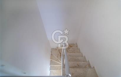 Karapınar'da 2+1 Çatı Dublex Manzaralı Kiralık Daire