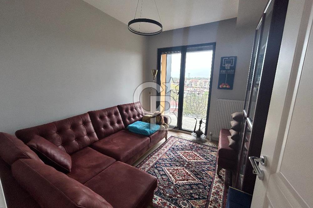 Kemerburgaz'da Manzaralı, Eşyalı Kiralık Daire 
