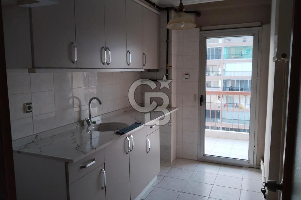 BAYRAKLI ARMAĞAN ÇAĞLAYAN SİTESİ 2+1 SATILIK DAİRE 