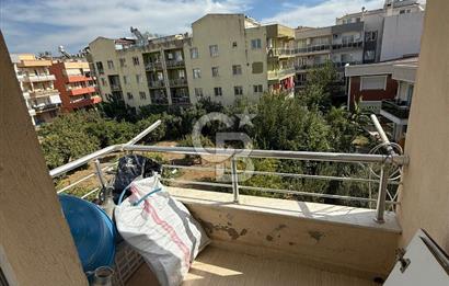 Seferihisar Çolakibrahim’de Çift Cepheli 3+1 Park ve Belediyeye Yakın Satılık Daire