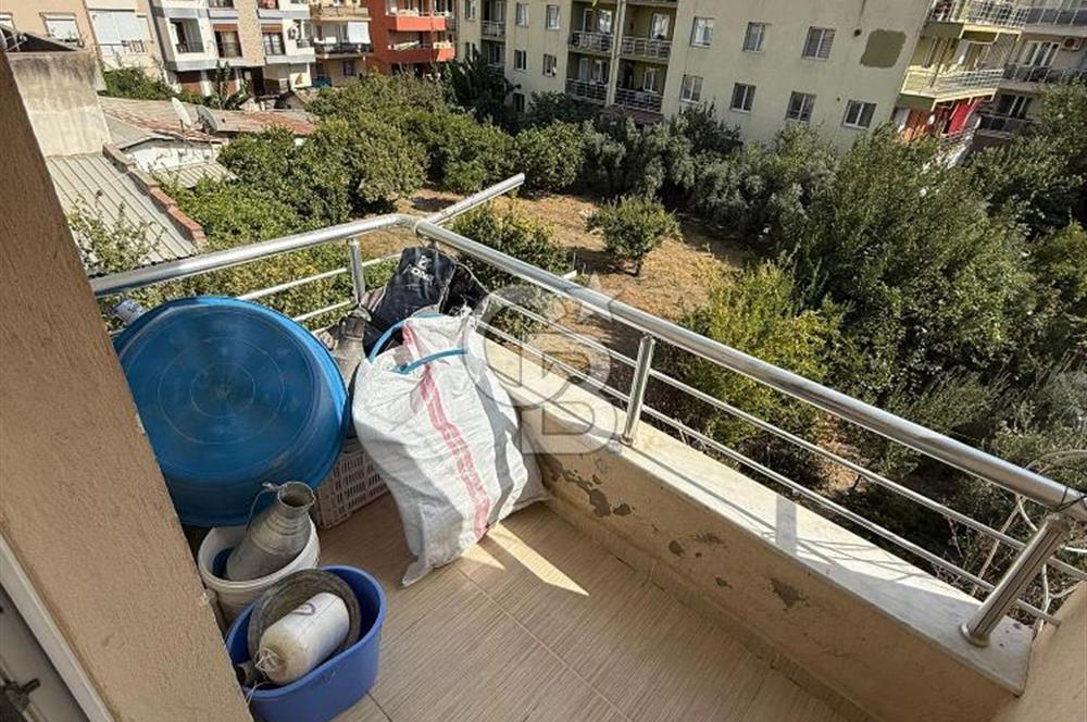 Seferihisar Çolakibrahim’de Çift Cepheli 3+1 Park ve Belediyeye Yakın Satılık Daire