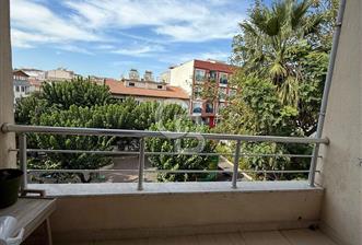 Seferihisar Çolakibrahim’de Çift Cepheli 3+1 Park ve Belediyeye Yakın Satılık Daire