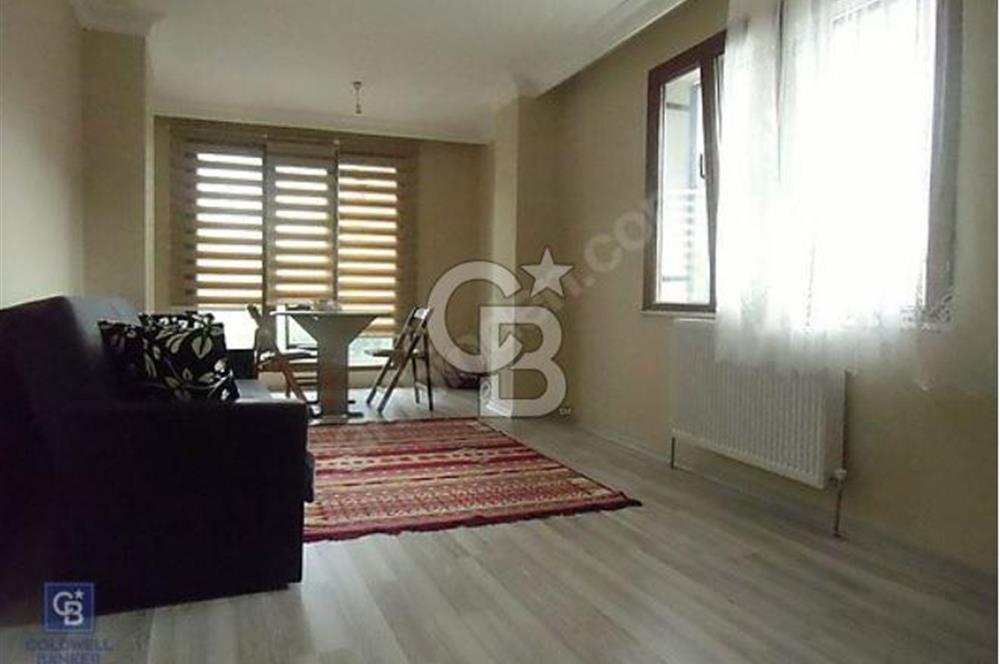 Girne mah. OPET civarı 8 yıllık kapalı mutfak 1+1 eşyalı iskanlı