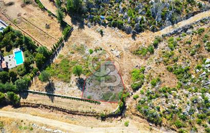 Muğla Marmaris Turunç Dereözü Mevkinde Satılık Arsa