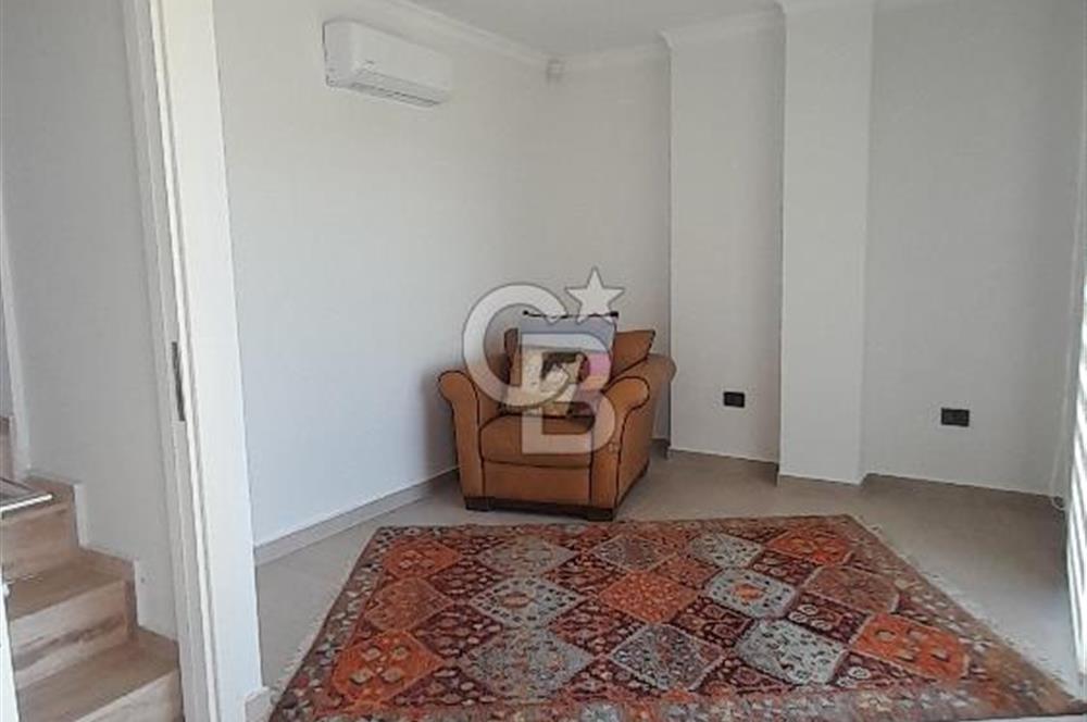 BODRUM GÜNDOĞAN'DA KİRALIK TRİPLEKS VİLLA