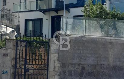 BODRUM GÜNDOĞAN'DA KİRALIK TRİPLEKS VİLLA