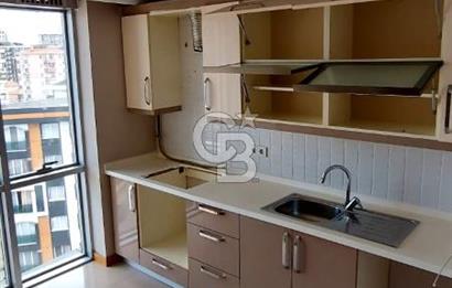 Kartal Çanakkale Cad Cepheli Geniş 2+1 Satılık