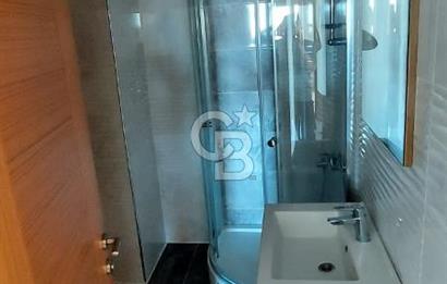 Kartal Çanakkale Cad Cepheli Geniş 2+1 Satılık