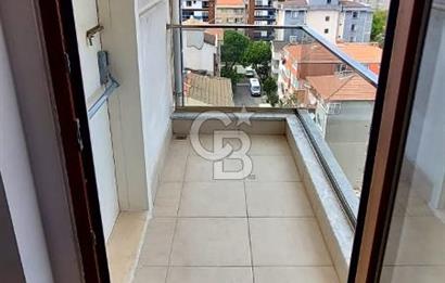 Kartal Çanakkale Cad Cepheli Geniş 2+1 Satılık