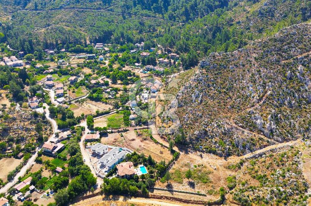 Muğla Marmaris Turunç Dereözü Mevkinde Satılık Arsa