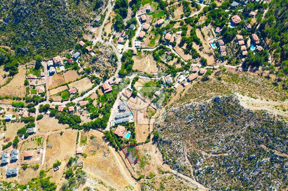 Muğla Marmaris Turunç Dereözü Mevkinde Satılık 882,53 m² Arsa