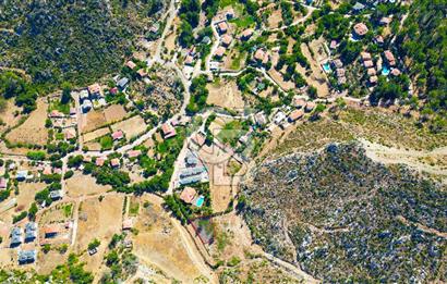 Muğla Marmaris Turunç Dereözü Mevkinde Satılık 882,53 m² Arsa