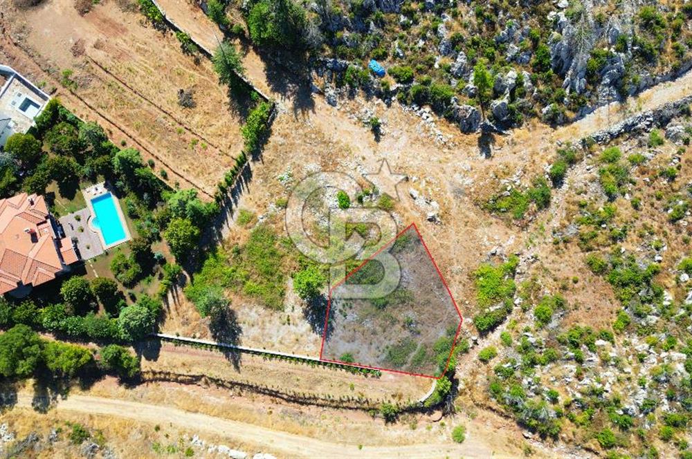 Muğla Marmaris Turunç Dereözü Mevkinde Satılık Arsa