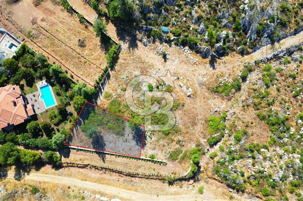 Muğla Marmaris Turunç Dereözü Mevkinde Satılık 882,53 m² Arsa