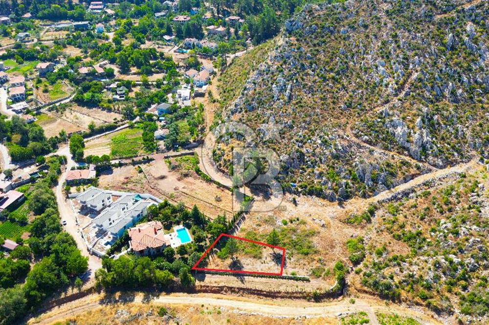 Muğla Marmaris Turunç Dereözü Mevkinde Satılık 882,53 m² Arsa