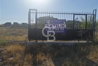 GÖLBAŞI KARŞIYAKADA 700M2 VİLLA ARSASI
