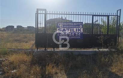GÖLBAŞI KARŞIYAKADA 700M2 VİLLA ARSASI