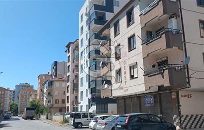 FORUMA EMİRGAN PARKINA 3 DK MESAFEDE DEPOLU SÜPER TAKAS OLUR