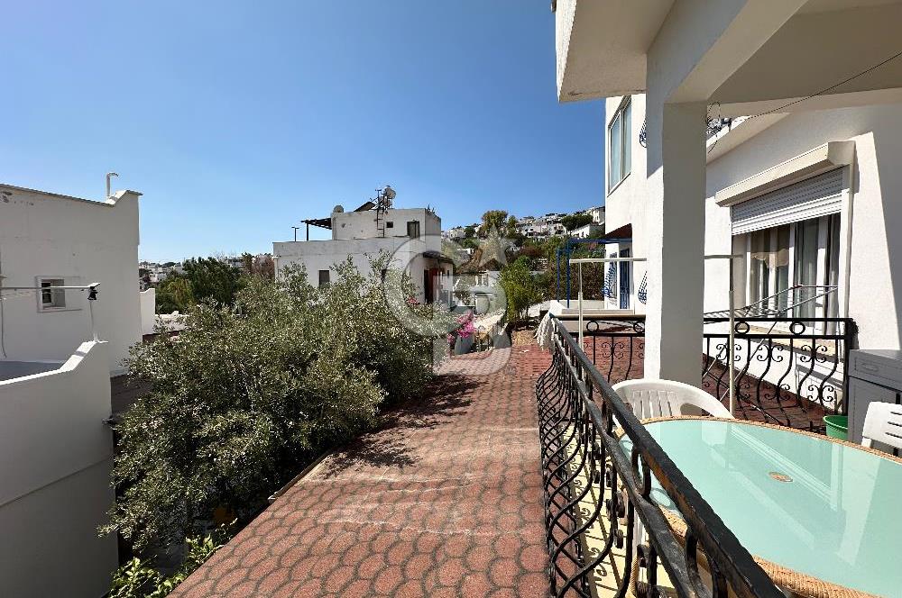 Bodrum Akyarlar Begonvil Sitesi’nde Satılık Eşyalı 2+1 Daire