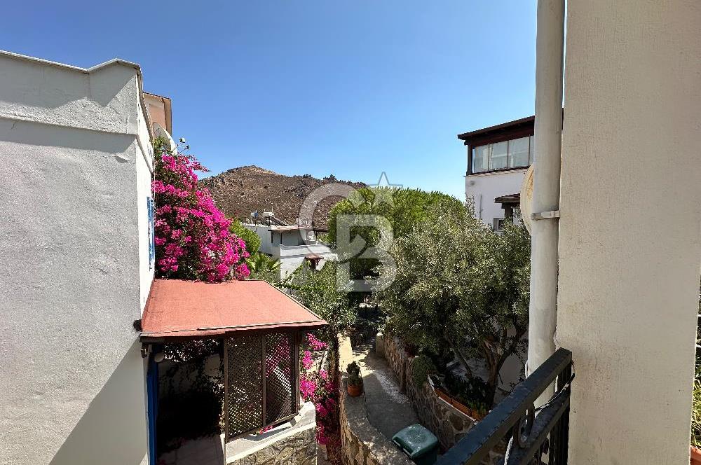 Bodrum Akyarlar Begonvil Sitesi’nde Satılık Eşyalı 2+1 Daire