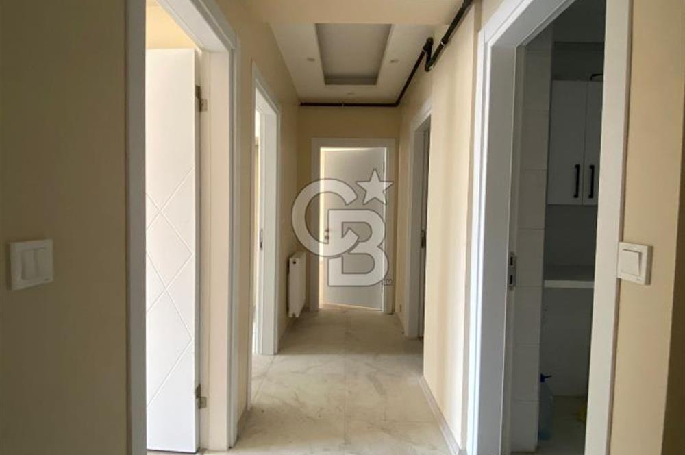 MENEMEN ASARLIK MERKEZ'DE BÜYÜK TİP SATILIK DAİRE
