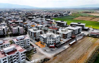 İzmir Seyrek'te Üniversite Yakını 110 m2 Satılık Dükkan 