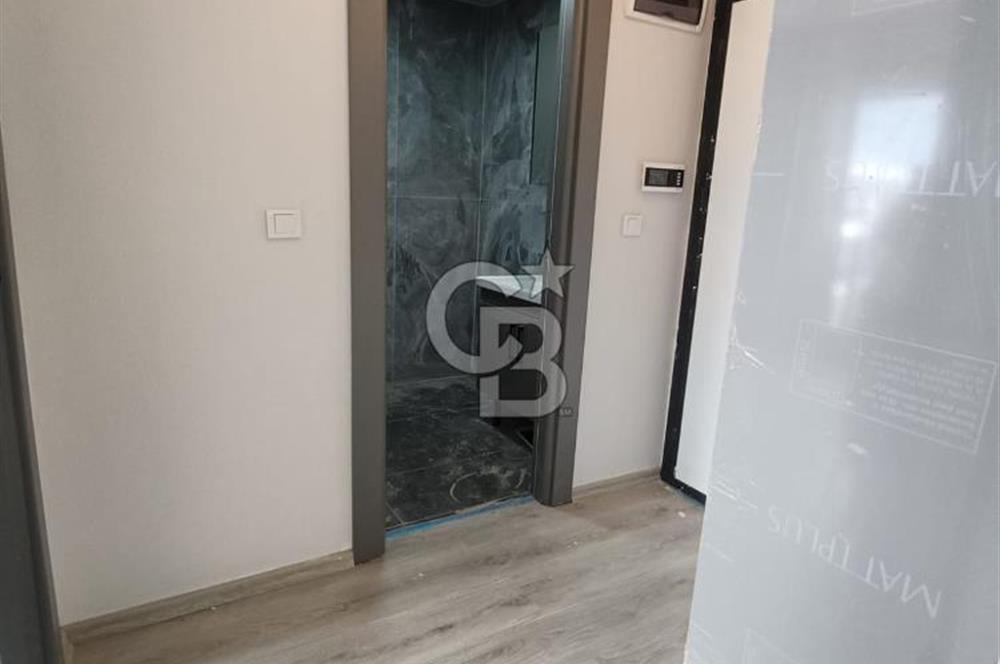 ANTALYA YENİKÖYDE HAVUZLU SİTE İÇERİSİNDE SATILIK LÜKS 1+1 DAİRE