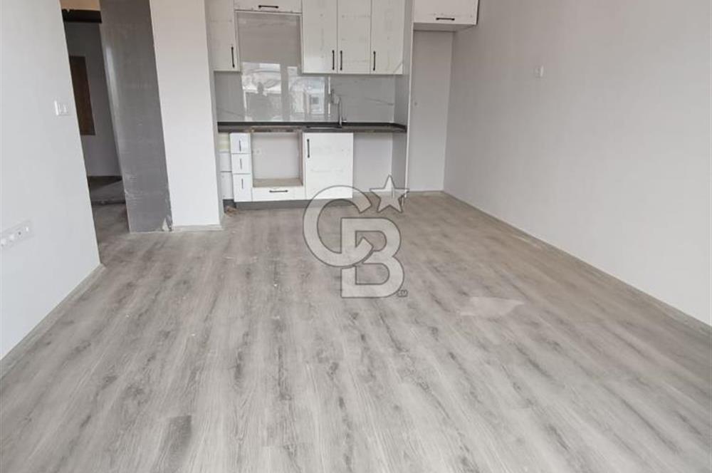 ANTALYA YENİKÖYDE HAVUZLU SİTE İÇERİSİNDE SATILIK LÜKS 1+1 DAİRE