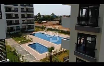 ANTALYA YENİKÖYDE HAVUZLU SİTE İÇERİSİNDE SATILIK LÜKS 1+1 DAİRE