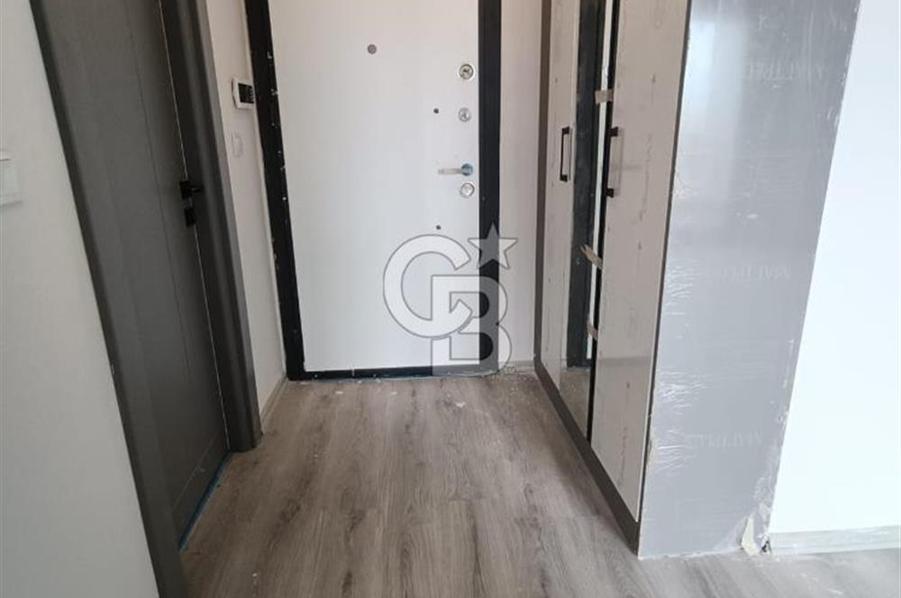 ANTALYA YENİKÖYDE HAVUZLU SİTE İÇERİSİNDE SATILIK LÜKS 1+1 DAİRE