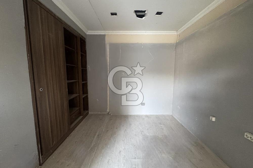 İZMİR, BAYRAKLI, OSMANGAZİ MERKEZİ KONUMDA KİRALIK DÜKKAN