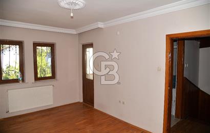 Koru Mah Seçkin Emek sitesi Satılık 5+1 Villa
