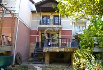 Koru Mah Seçkin Emek sitesi Satılık 5+1 Villa