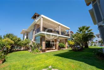 Sasalı 5+1 Müstakil Villa