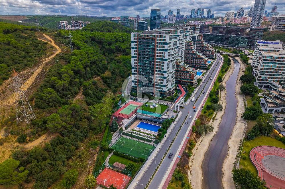 Satılık Vadi İstanbul Teras 1+1 Balkonlu 81m2