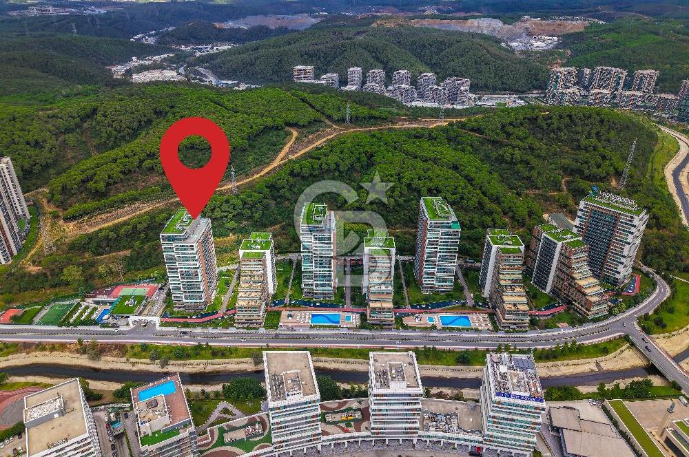 Satılık Vadi İstanbul Teras 1+1 Balkonlu 81m2