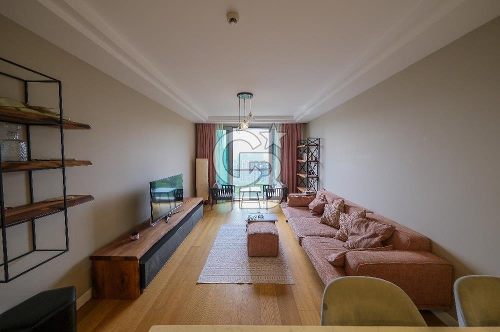 Satılık Vadi İstanbul Teras 1+1 Balkonlu 81m2