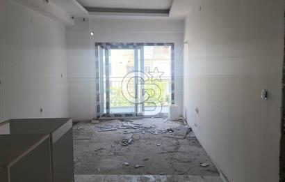 KARŞIYAKA ÇARŞI'DA TİYATRO SOKAĞINDA SATILIK SIFIR 1+1 DAİRE