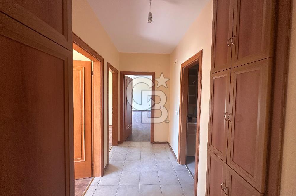 Çukurambar Fildişi Evleri 6.Katta Boyalı Temiz Kiralık 4+1 Daire