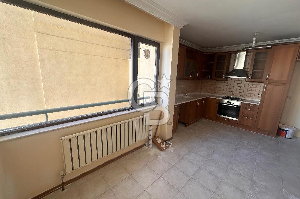 Çukurambar Fildişi Evleri 6.Katta Boyalı Temiz Kiralık 4+1 Daire
