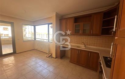 Çukurambar Fildişi Evleri 6.Katta Boyalı Temiz Kiralık 4+1 Daire