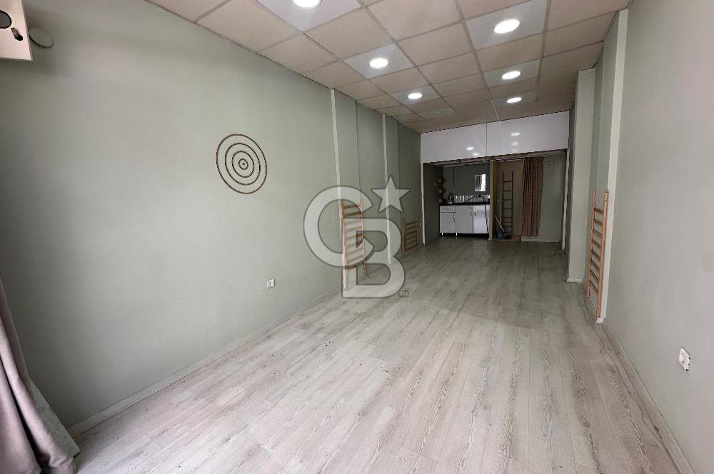Karşıyaka Suzan Divrik Lisesi Yanı Satılık Dükkan