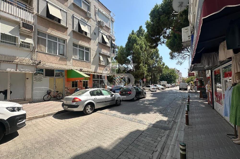 Karşıyaka Suzan Divrik Lisesi Yanı Satılık Dükkan