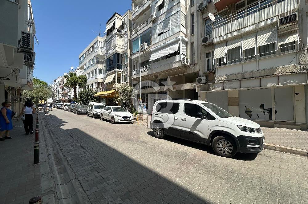 Karşıyaka Suzan Divrik Lisesi Yanı Satılık Dükkan